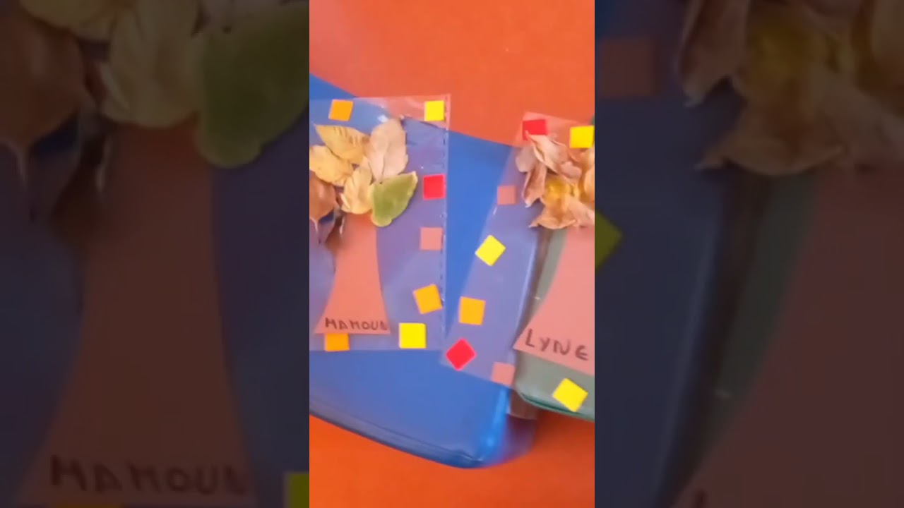 Arbre d'automne classe de la petite section.  ( décoration avec des feuilles  d'arbre)